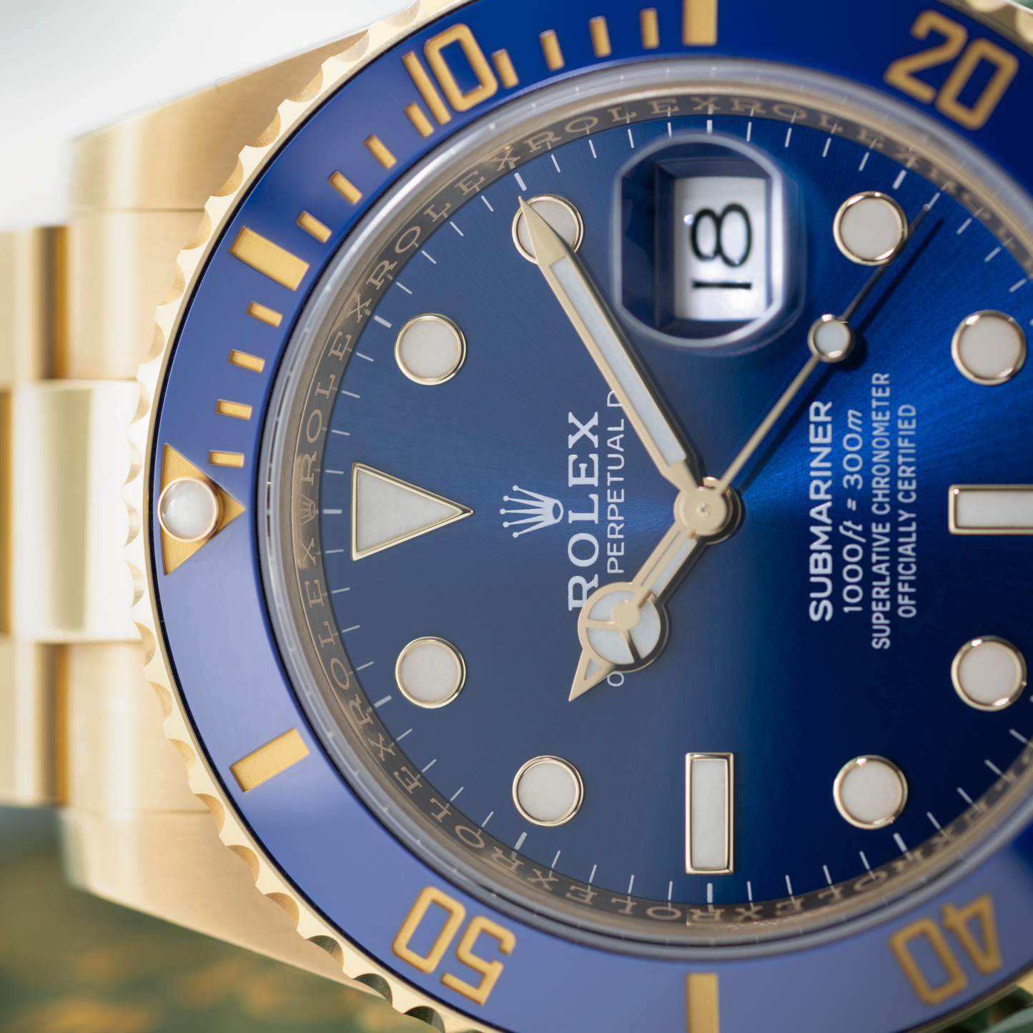 Submariner Date in Yellow Gold
