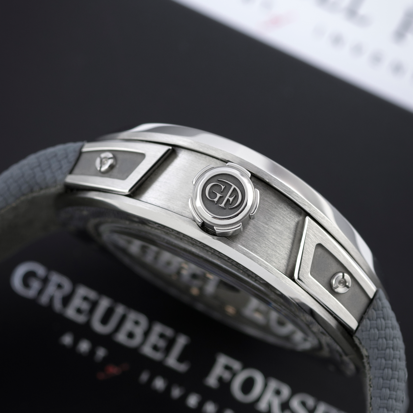 Titanium “Balancier Convexe S2”
