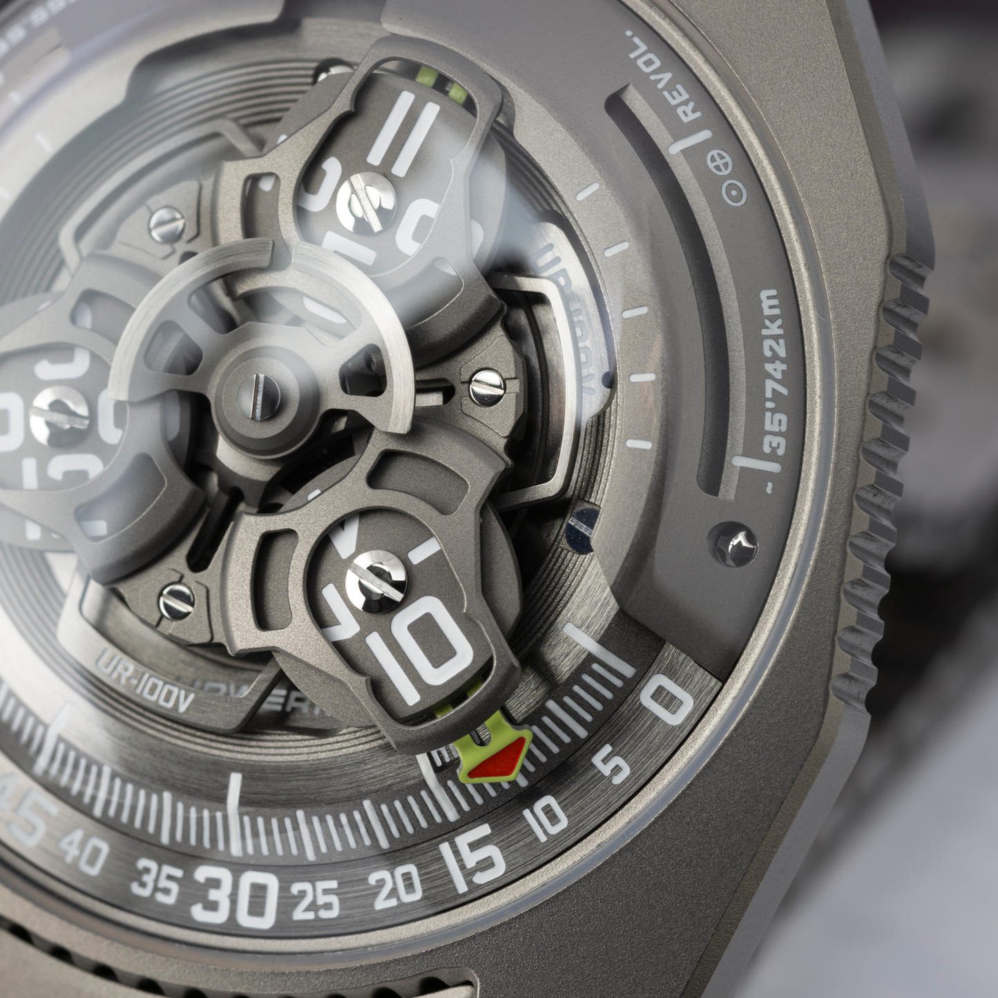 UR-100T 'Magic T' in Titanium