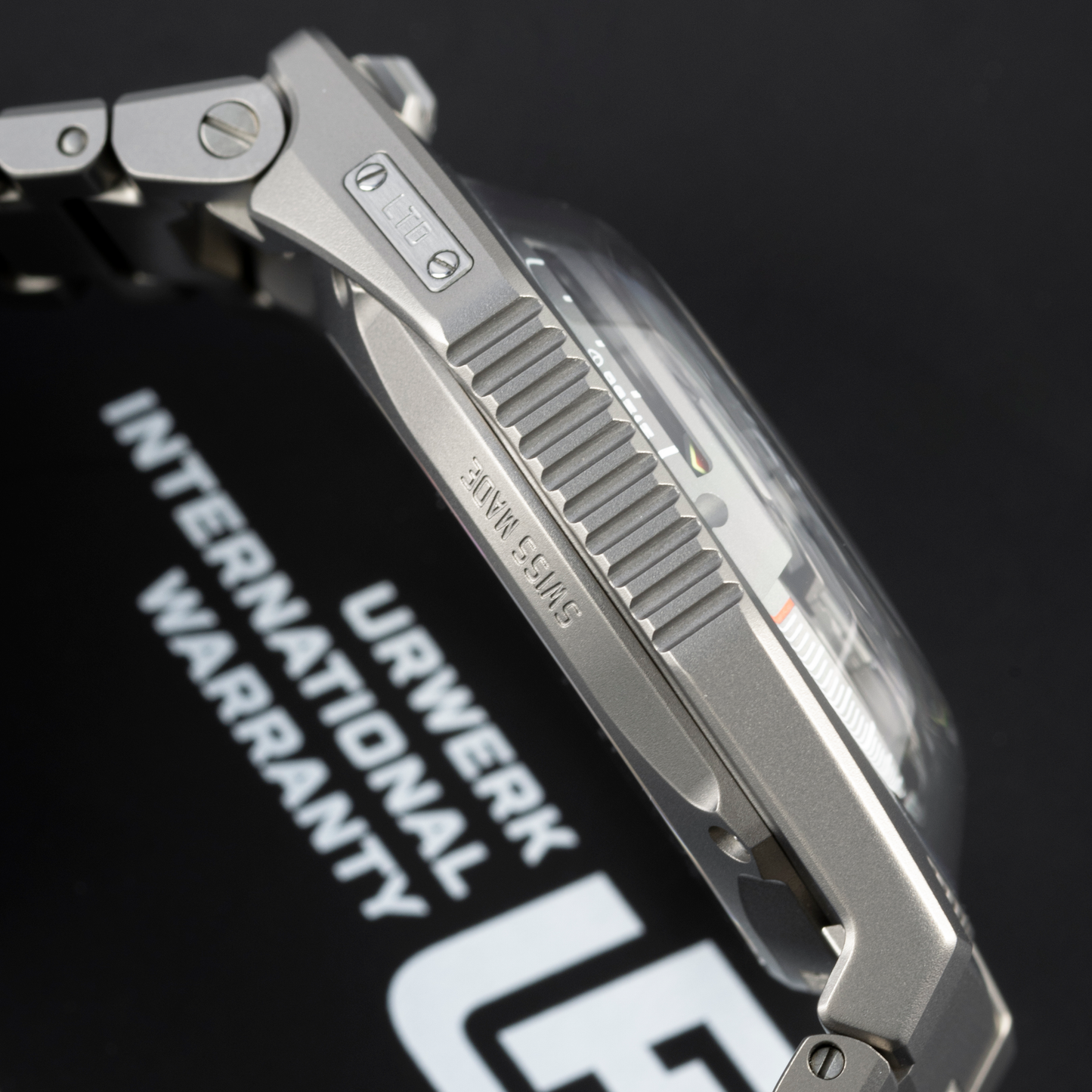 UR-100T 'Magic T' in Titanium