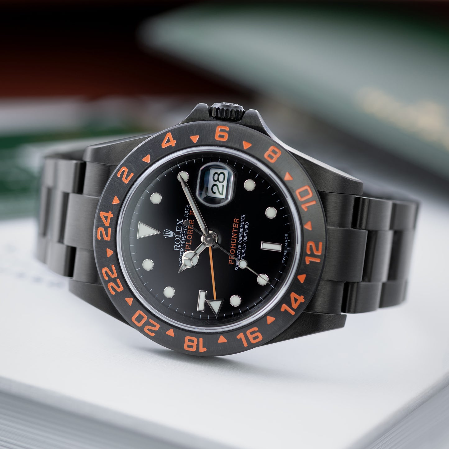 Black DLC Prohunetr Explorer II ref.16570 40mm sideways shot