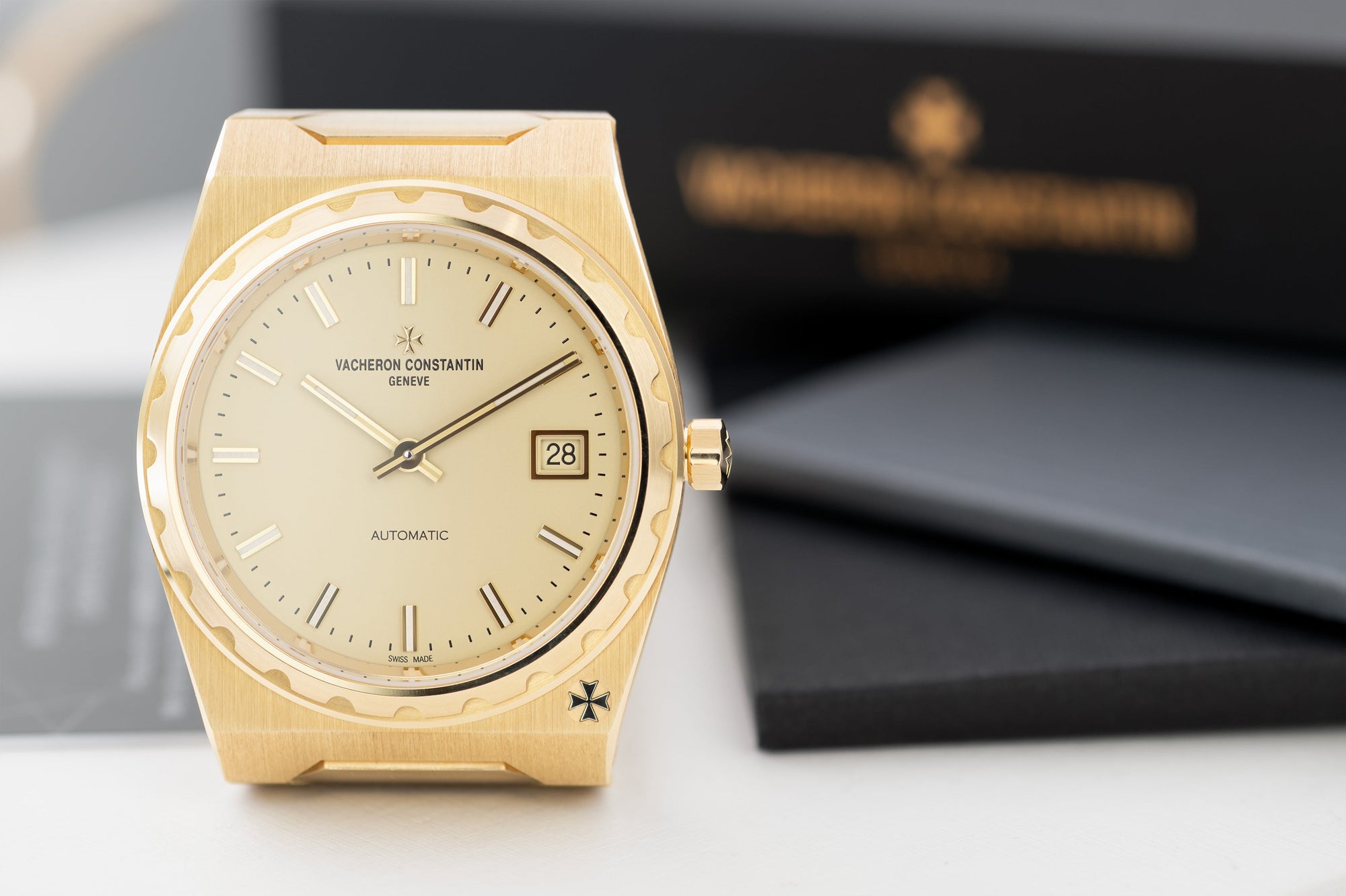 The Vacheron Constantin 222 – A 1970s Design Icon Reborn
