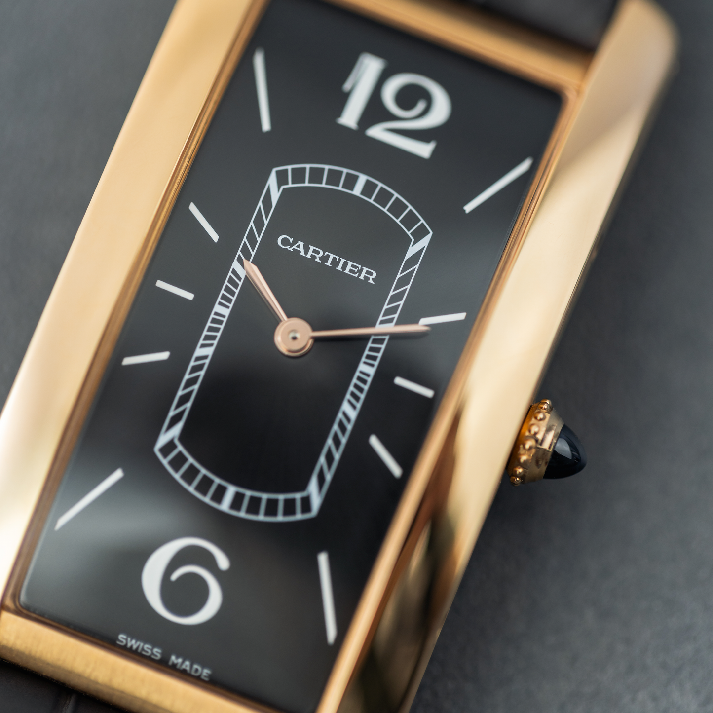 Tank Cintrée in 18K Pink Gold
