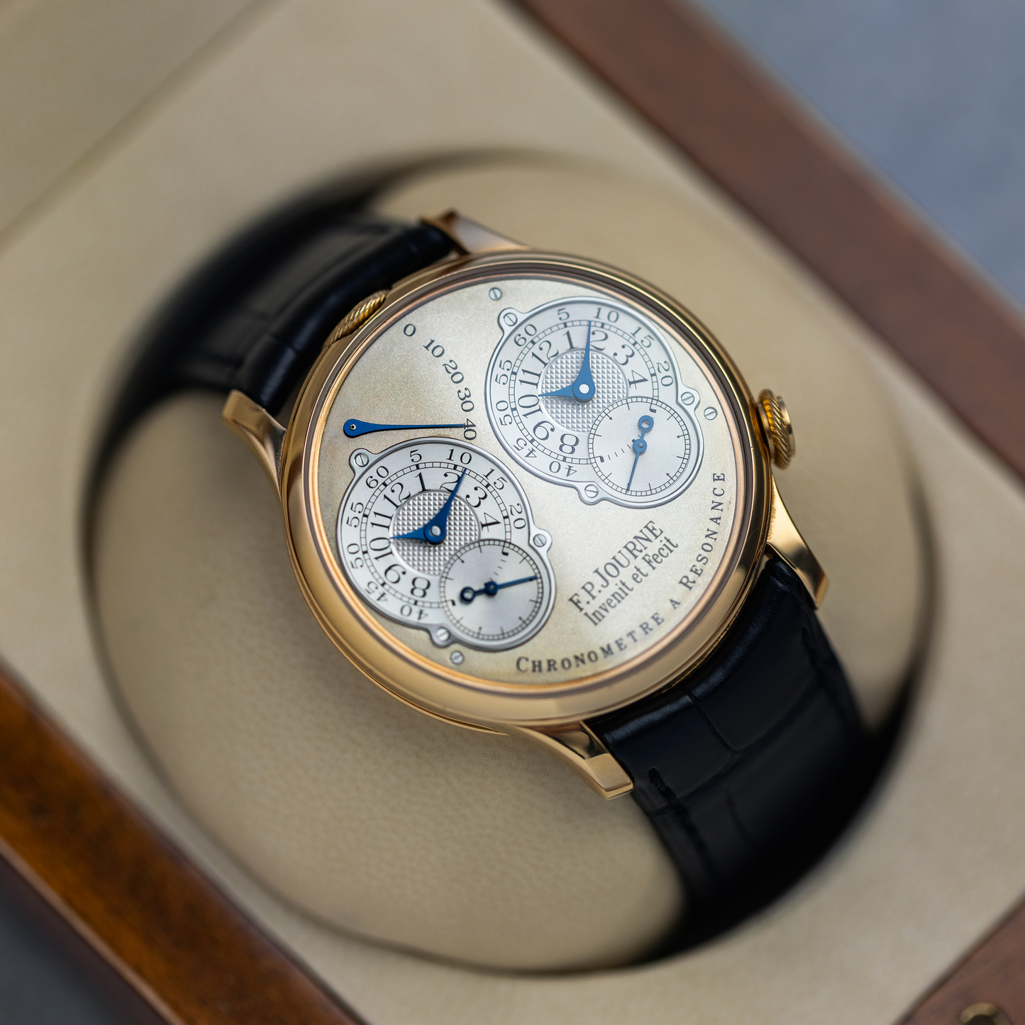 'Only Known Rose Gold Example' Resonance Pre-Souscription