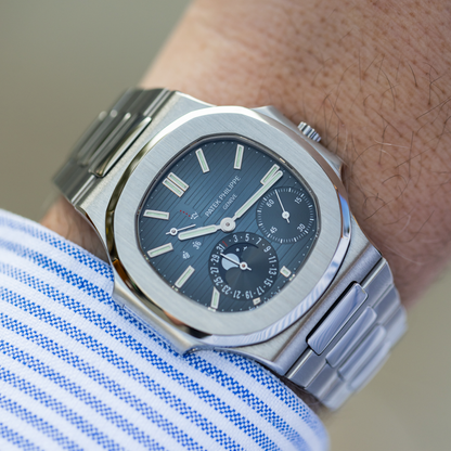 Nautilus Moonphase "4 dot"
