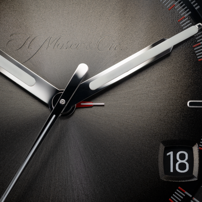 "Streamliner" Perpetual Calendar