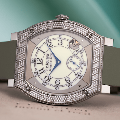 élégante 48 mm Titanium, Set with Diamonds