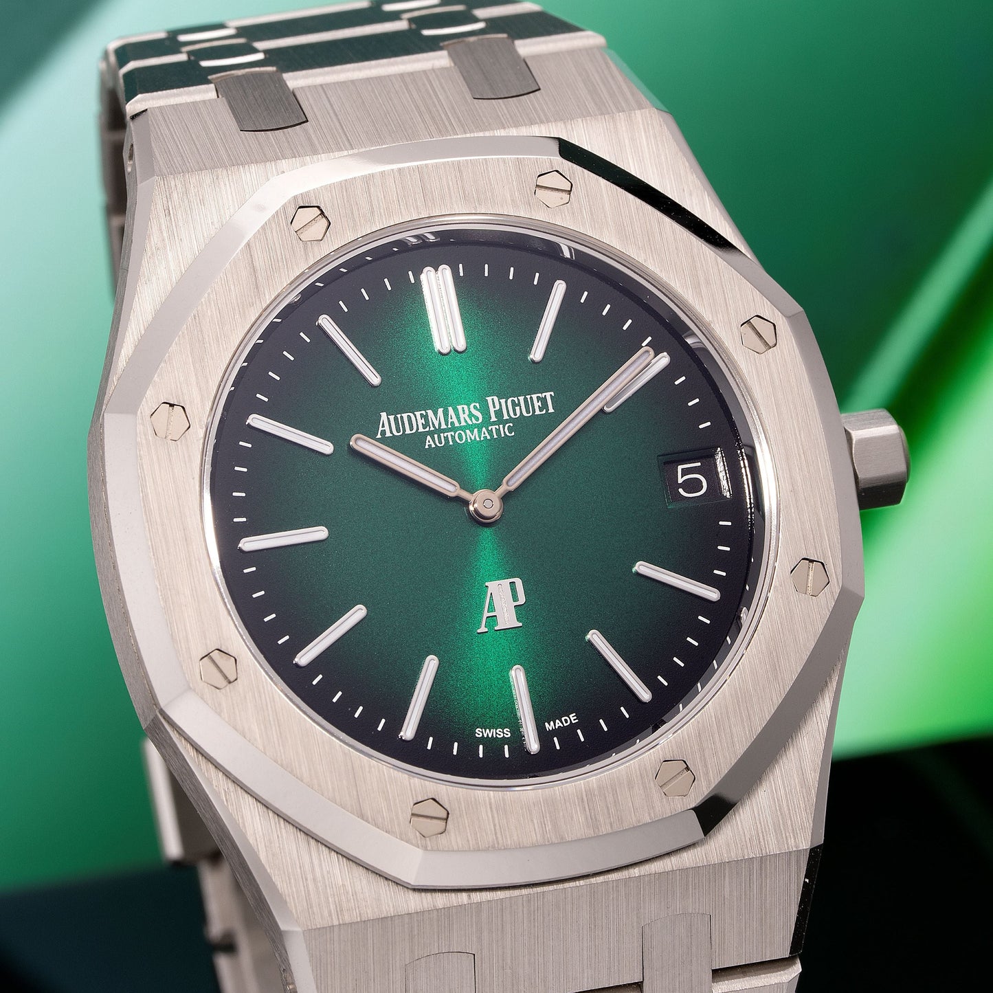 Platinum Audemars Piguet Royal Oak "Jumbo" Extra-Thin "50th Anniversary" Ref. 16202PT.OO.1240PT.01 39mm 