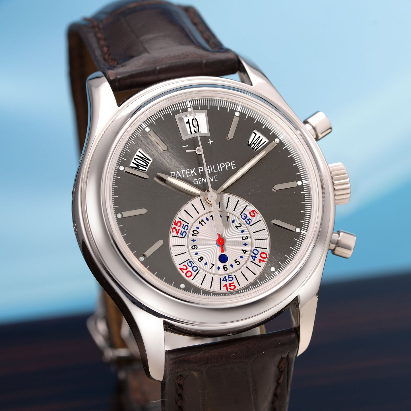 Platinum Patek Philippe Annual Calendar Ref. 5960P-001 40.5mm