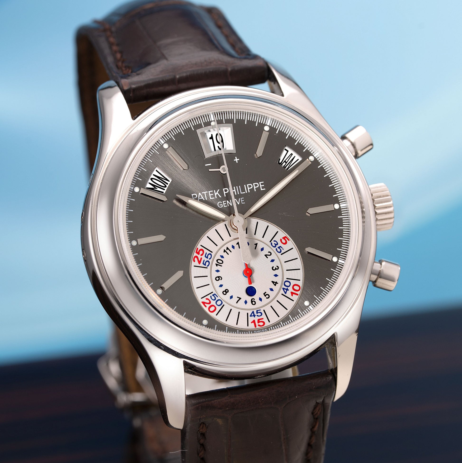 Platinum Patek Philippe Annual Calendar Ref. 5960P-001 40.5mm