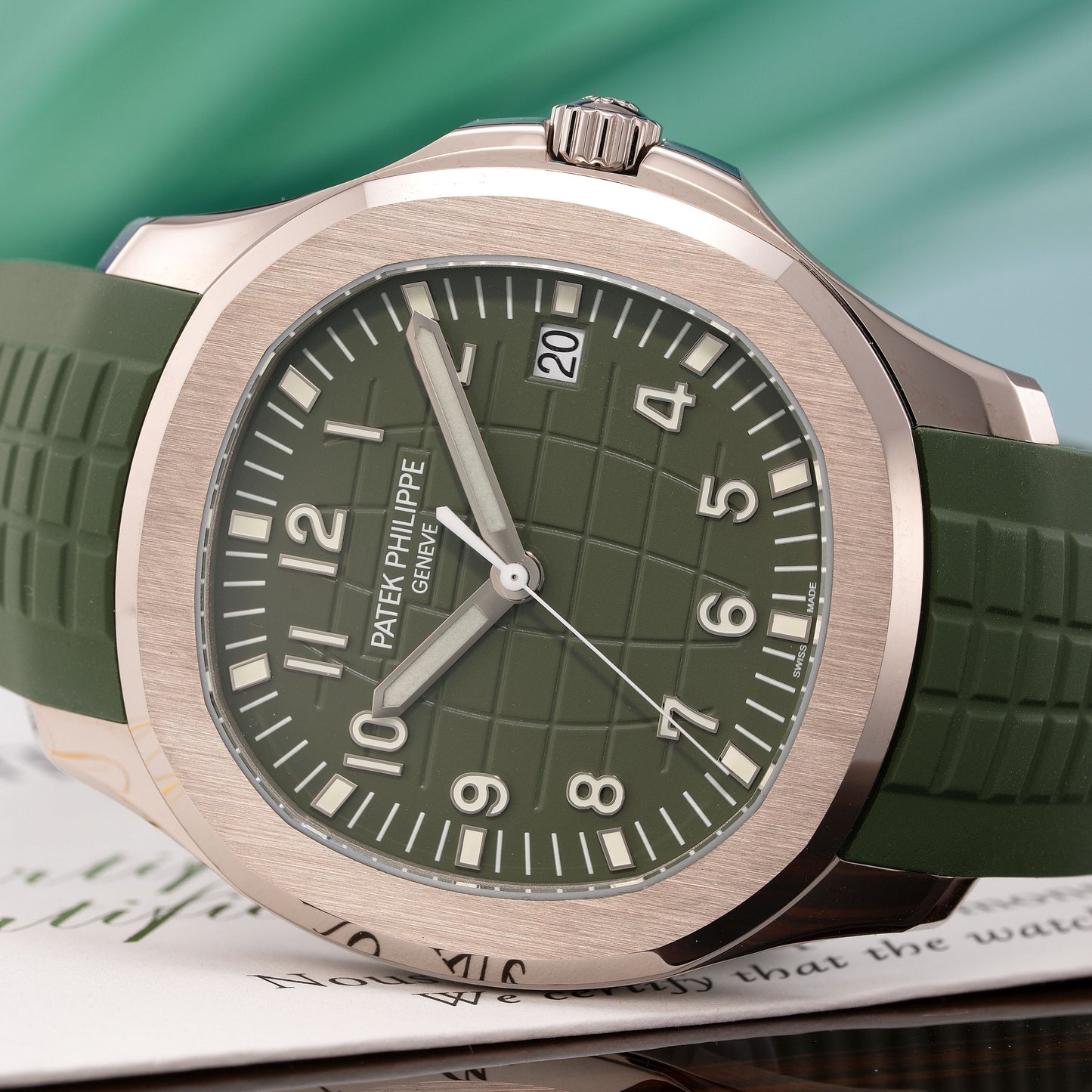 Aquanaut in White Gold