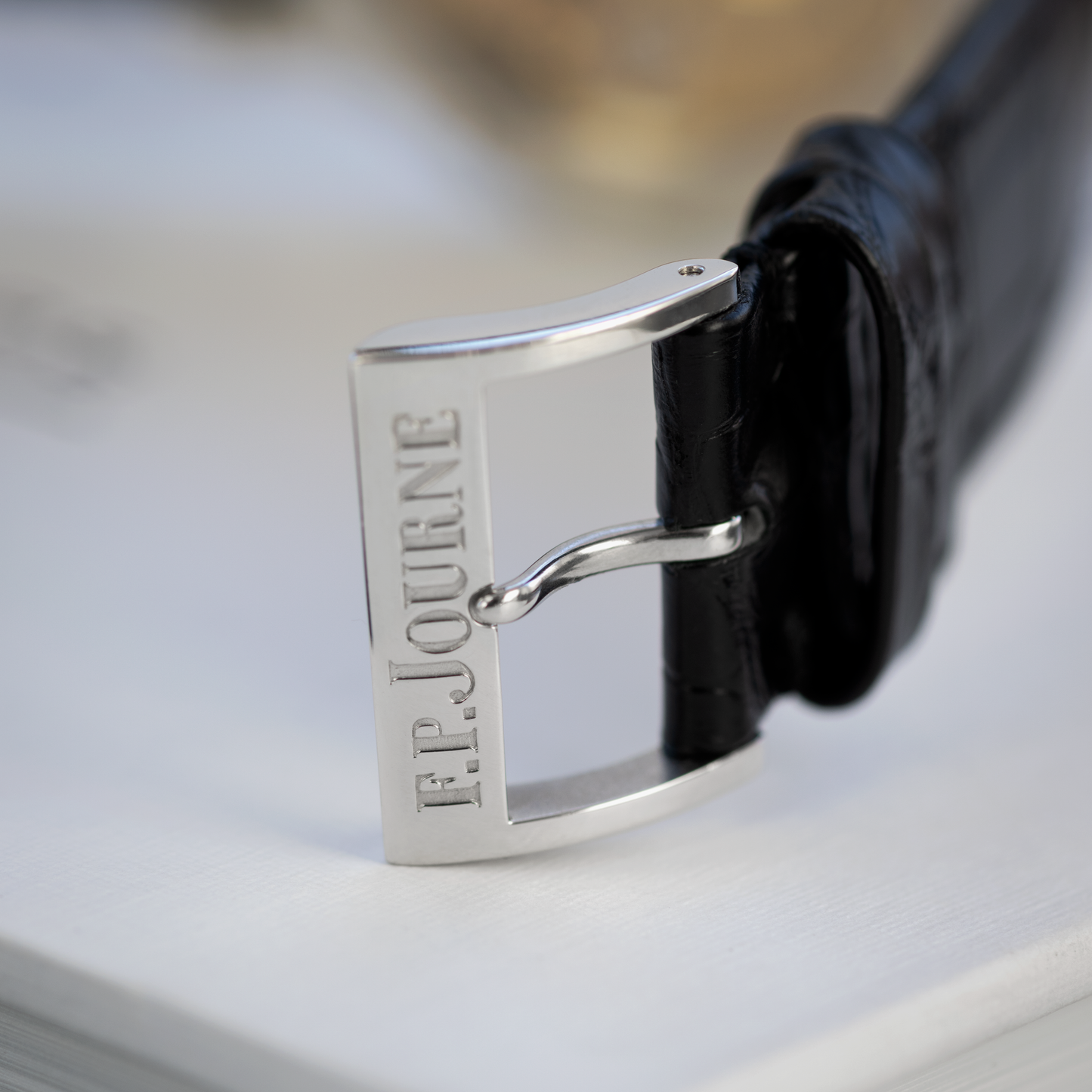 40mm Platinum Chronomètre Souverain Black Label