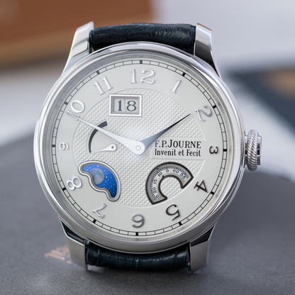 Octa Divine Platinum 40mm