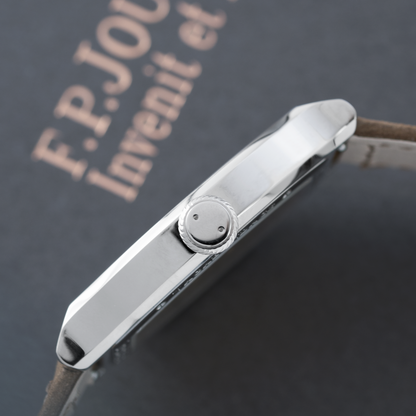 Crown of Platinum F.P. Journe Vagabondage I 40mm