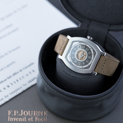Certificate of Platinum F.P. Journe Vagabondage I 40mm