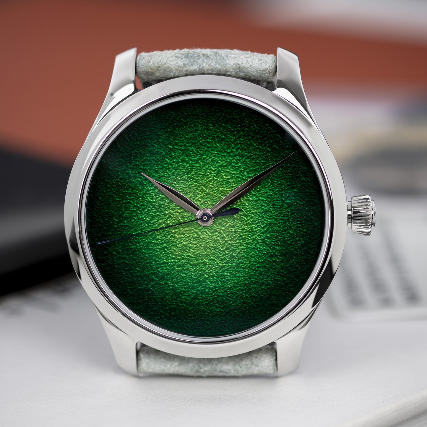 Stainless Steel H. Moser & Cie. Endeavour Centre Seconds Concept Lime Green Ref. 1200-1233 40mm 