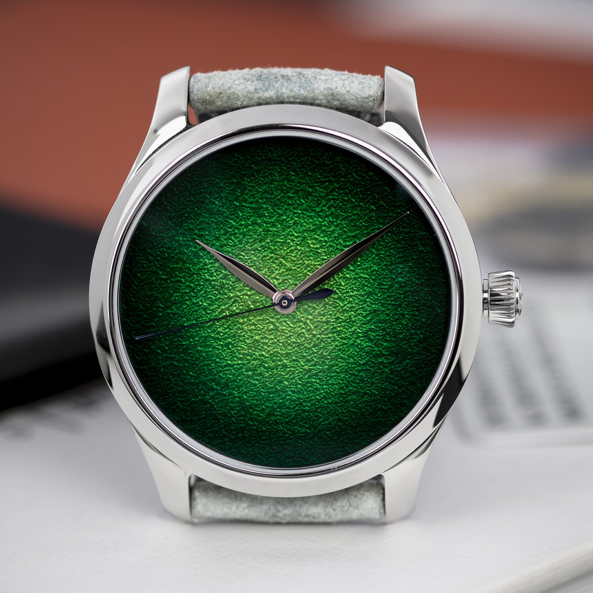 Stainless Steel H. Moser & Cie. Endeavour Centre Seconds Concept Lime Green Ref. 1200-1233 40mm 