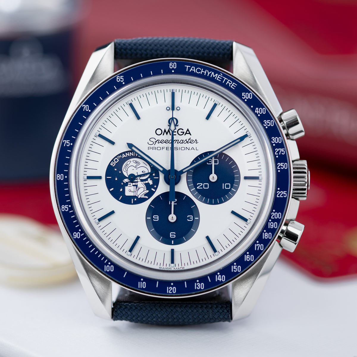Steel Omega Speedmaster "Silver Snoopy Award" Special Edition Ref. Ref.  310.32.42.50.02.001