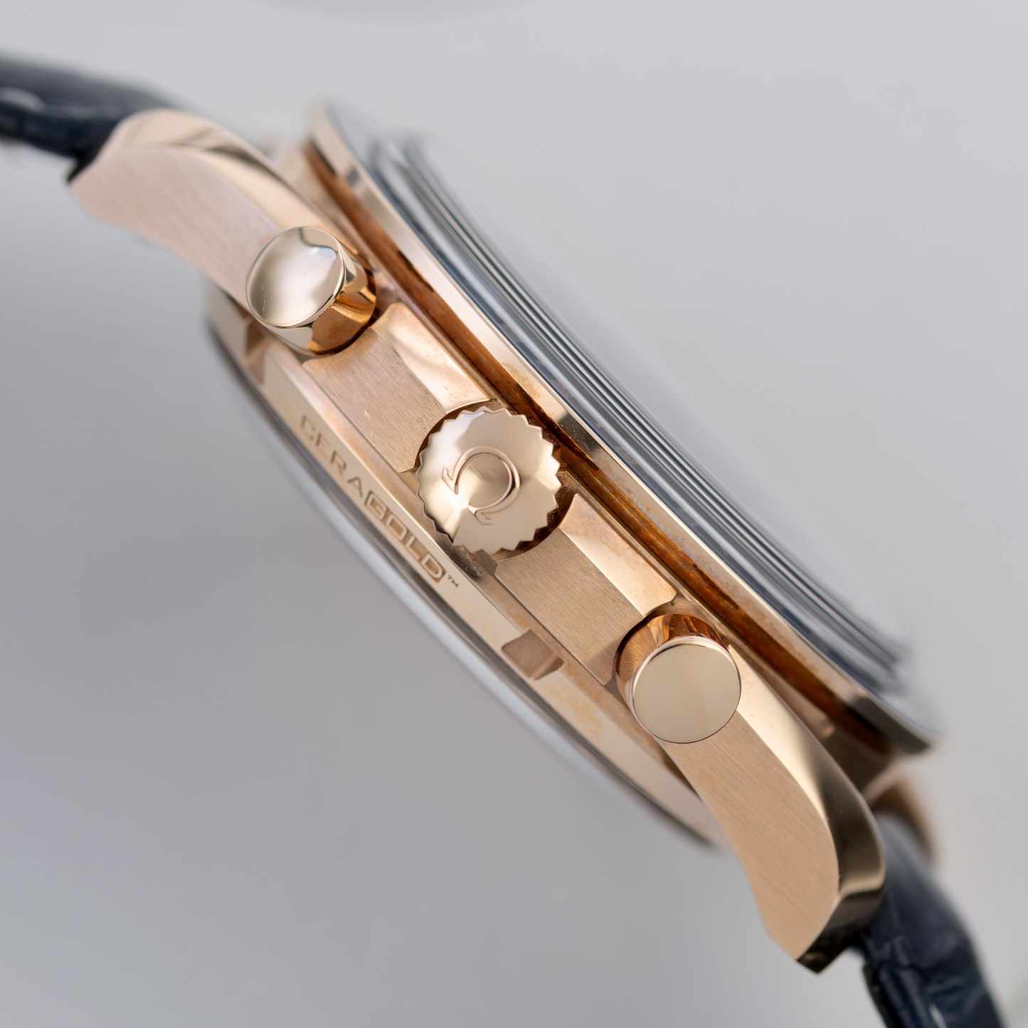 Speedmaster Racing in 18K Sedna Gold