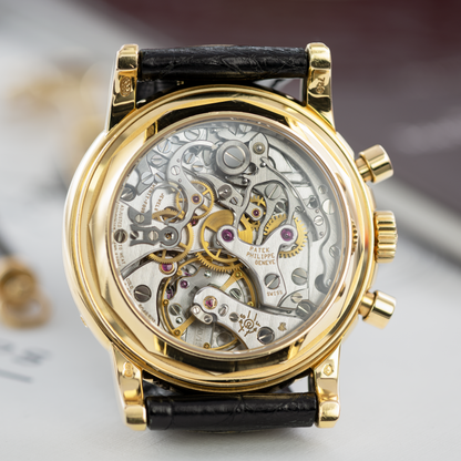 Close-up watch movement Yellow Gold Patek Philippe Perpetual Calendar Chronograph in 'Fourth Series' Ref. 3970EJ-014 36mm