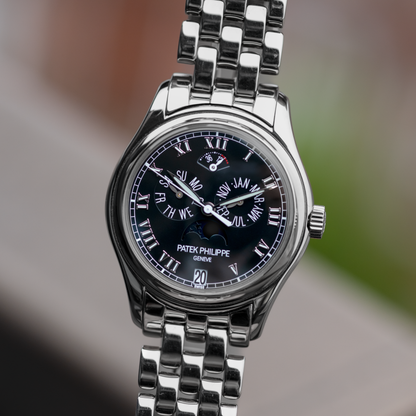 White Gold "Annual Calendar"