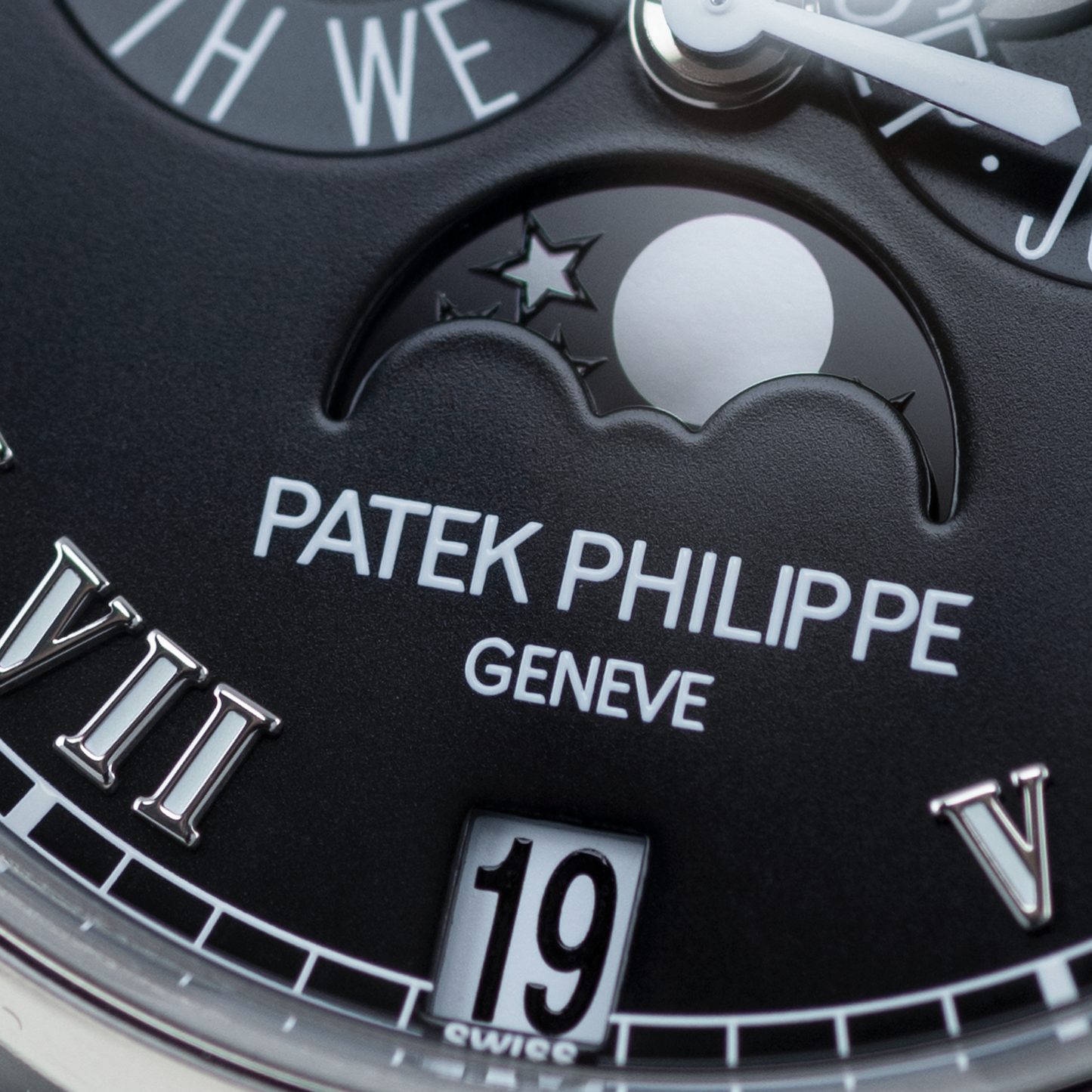 White Gold "Annual Calendar"