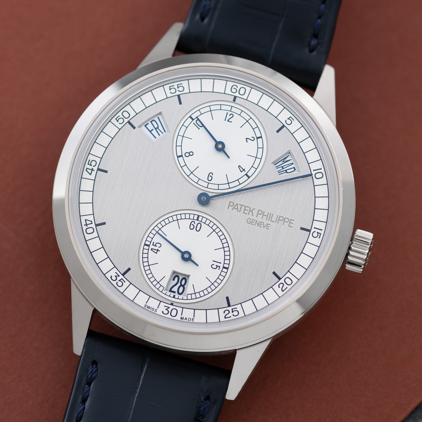 White Gold Patek Philippe Regulator Annual Calendar ref. 5235G