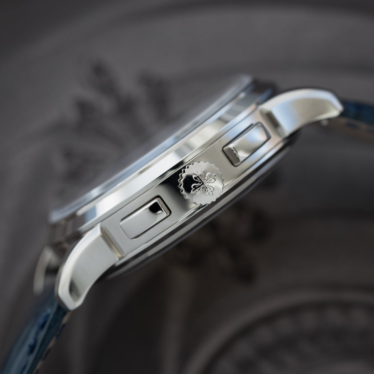 White Gold Patek Philippe World Time Chronograph ref. 5930G Side Crown Pushers 39.5mm
