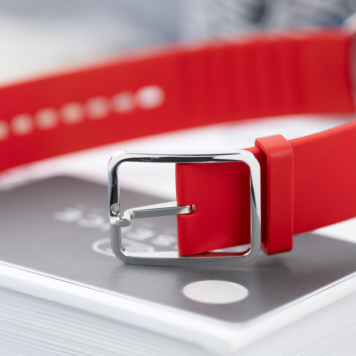 Titanium Ressence Type 1 Slim Red 42mm Buckle