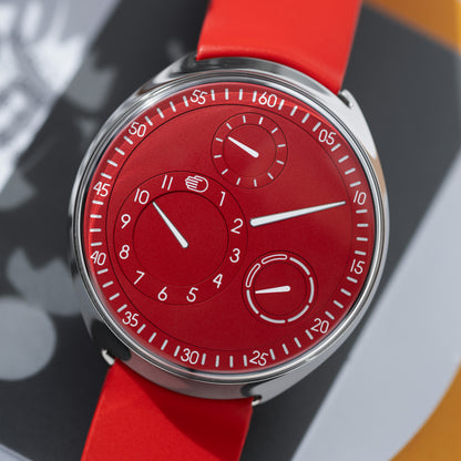 Titanium Ressence Type 1 Slim Red 42mm Dial Shot