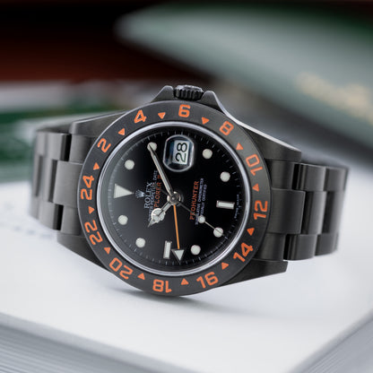 Black DLC Prohunetr Explorer II ref.16570 40mm sideways shot