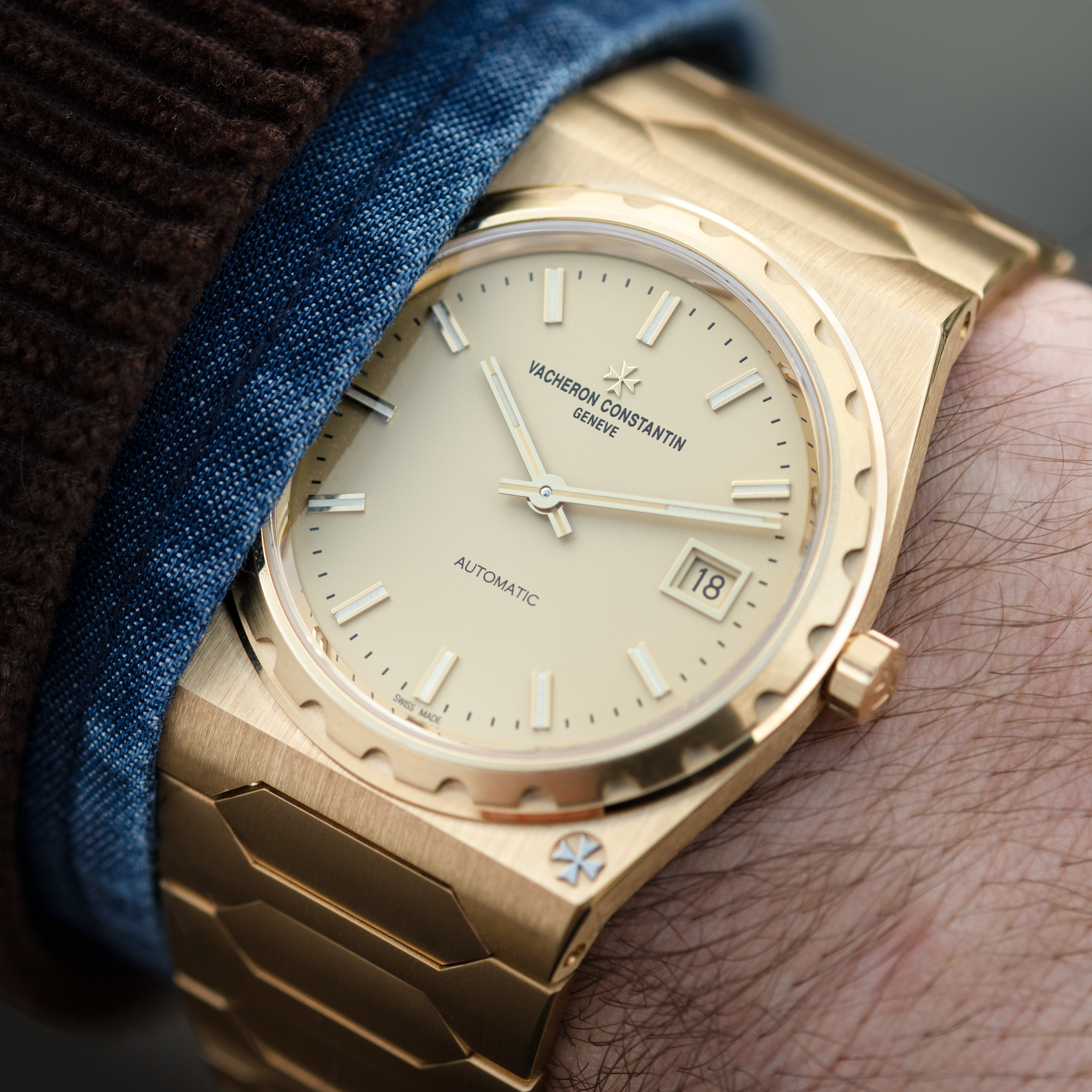Wristshot of Yellow Gold Vacheron Constantin Historiques 222 Ref. 4200H/222J-B935 37mm