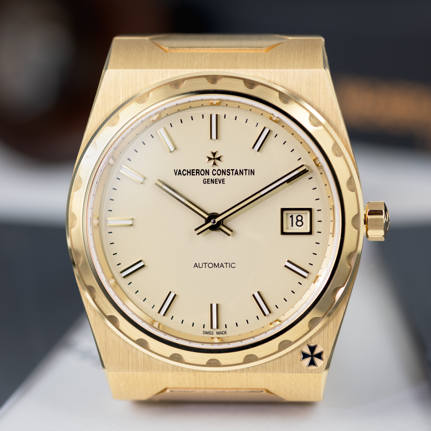 Historiques "222" Yellow Gold