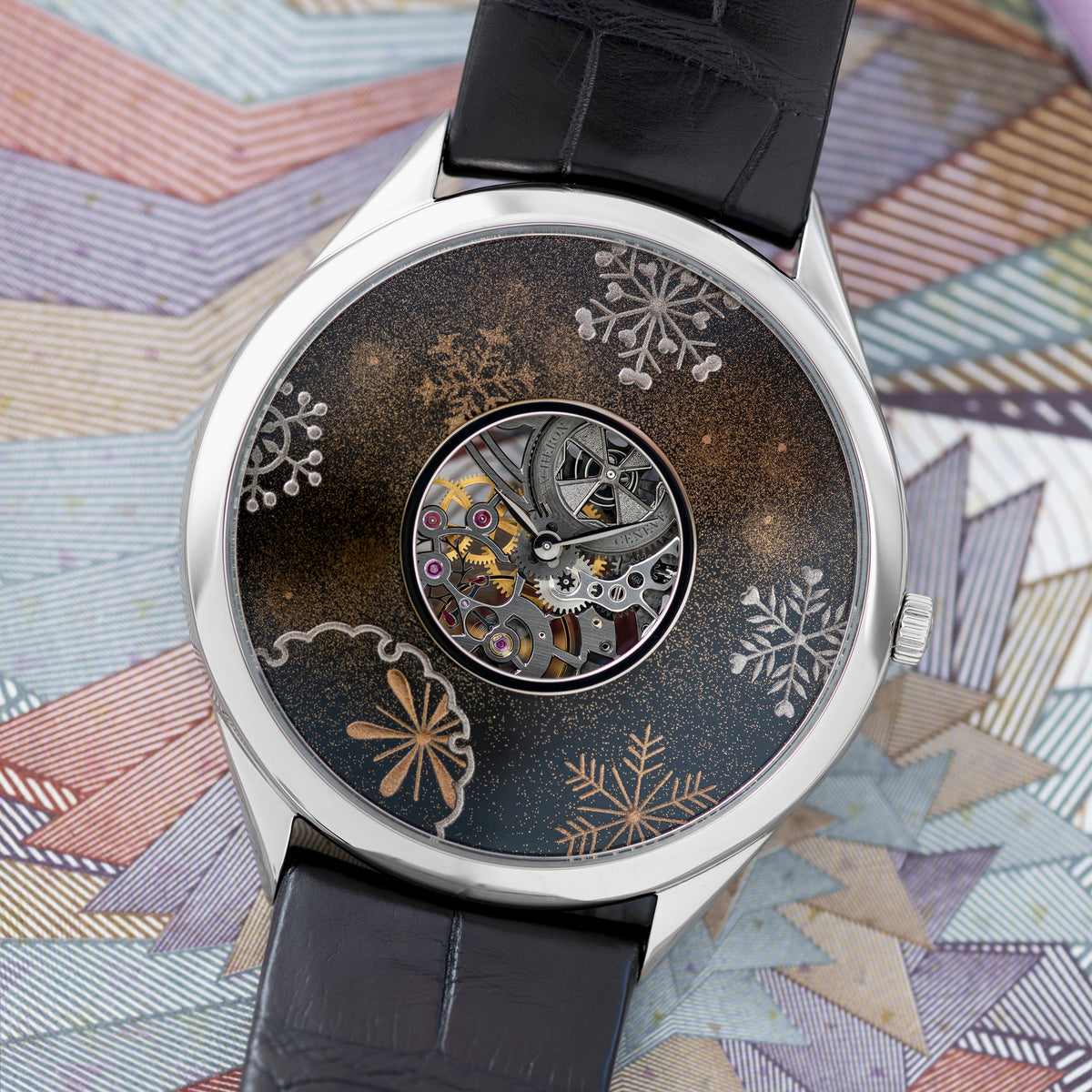 Vacheron Constantin manual wind White Gold and Maki-e lacuer Yukimi ref. 33222/000G-9706 