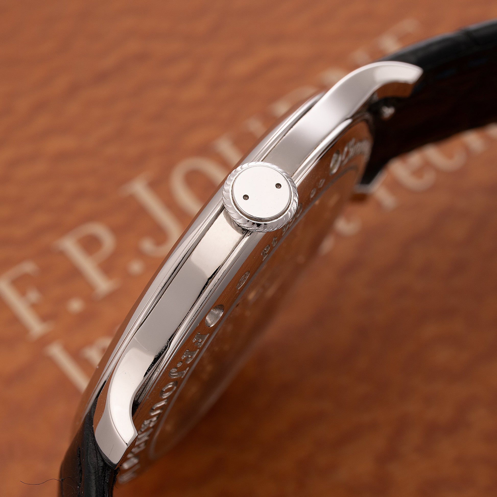 Crown of Platinum F.P.Journe Chronomètre Souverain Nacre - Ref. CS 40mm