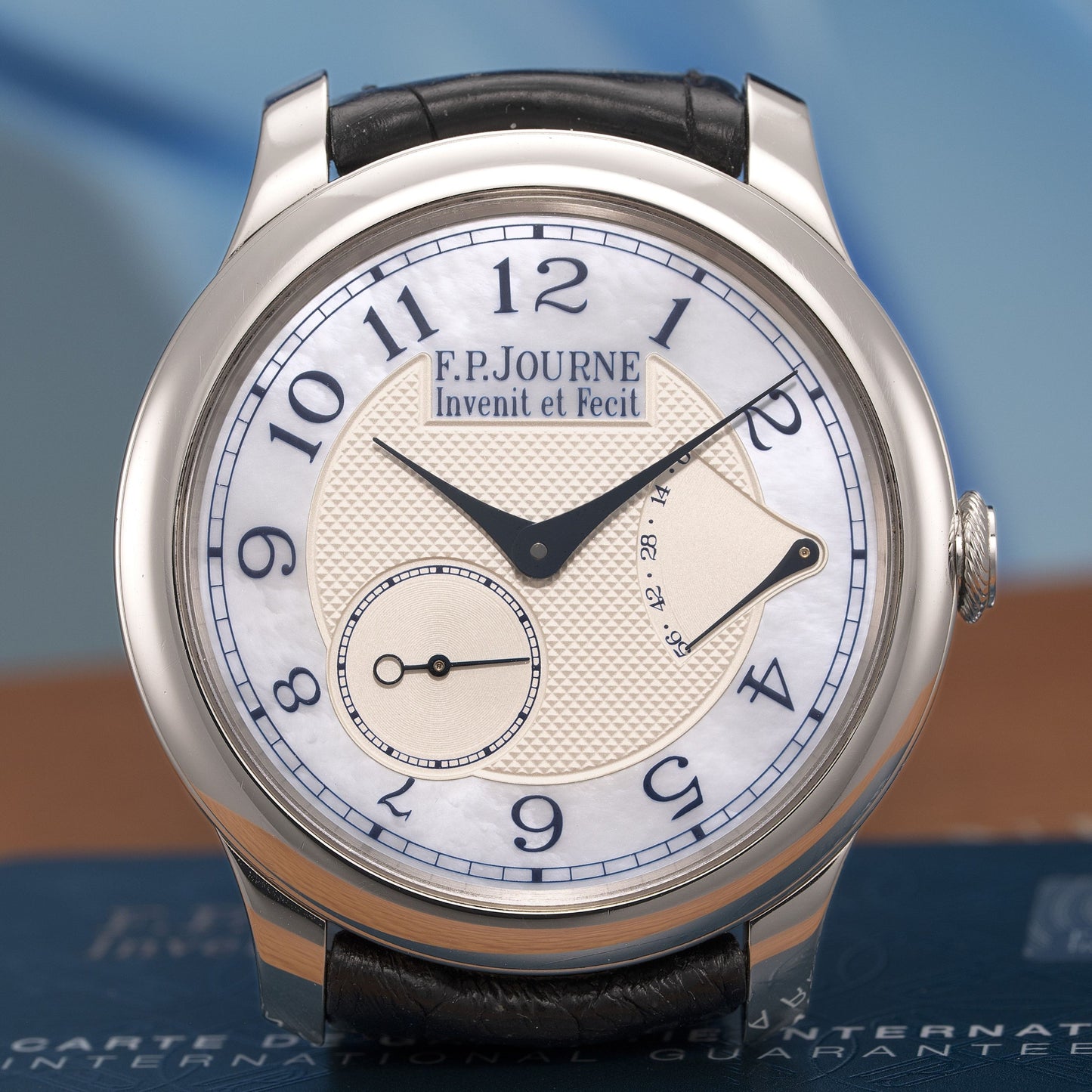 Platinum F.P.Journe Chronomètre Souverain Nacre - Ref. CS 40mm
