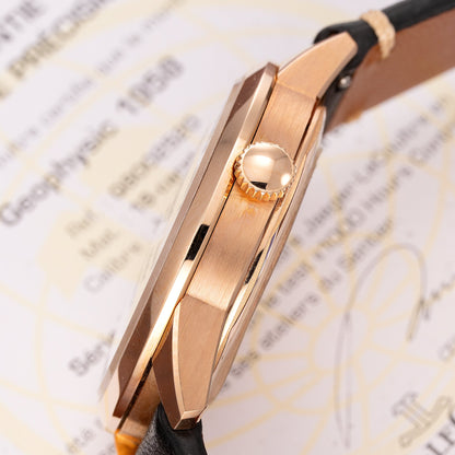 Crown of 18K Pink Gold Jaeger‑LeCoultre Memovox Tribute to Deep Sea Ref. Q8002520 40.5mm 