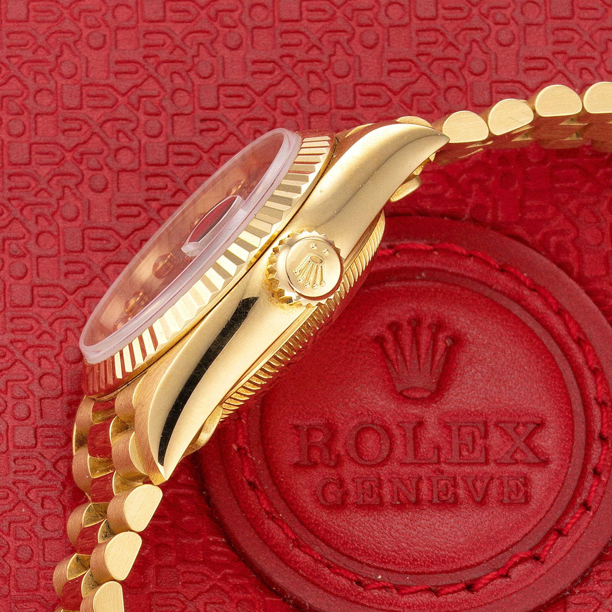 Crown of Yellow Gold Rolex Datejust Bloodstone Dial Ref. 69178 26mm